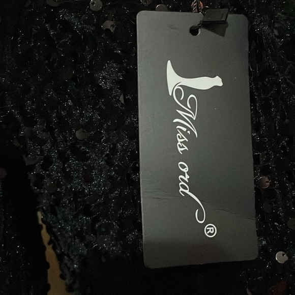 Miss ORD OFF The Shoulder Split Thigh Sequin Dress - Picture 11 of 11